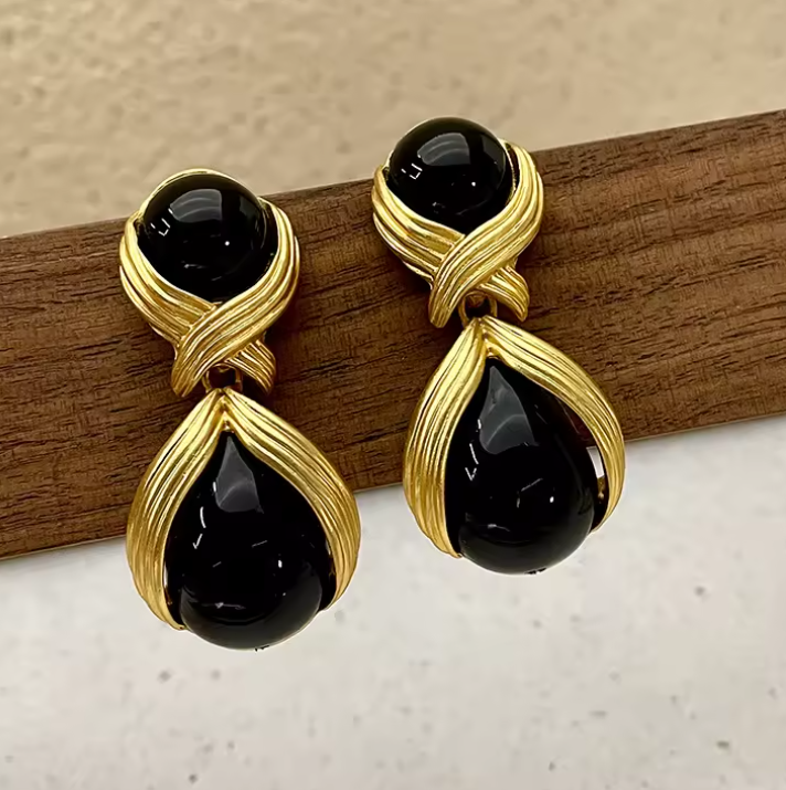 Aso Élan Noir Luxe Drop Earrings