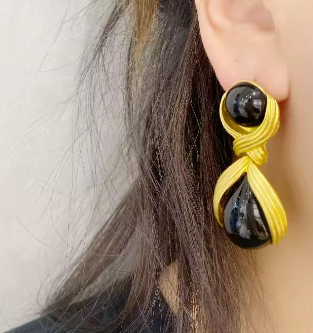 Aso Élan Noir Luxe Drop Earrings