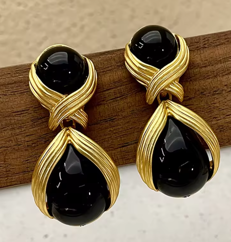 Aso Élan Noir Luxe Drop Earrings